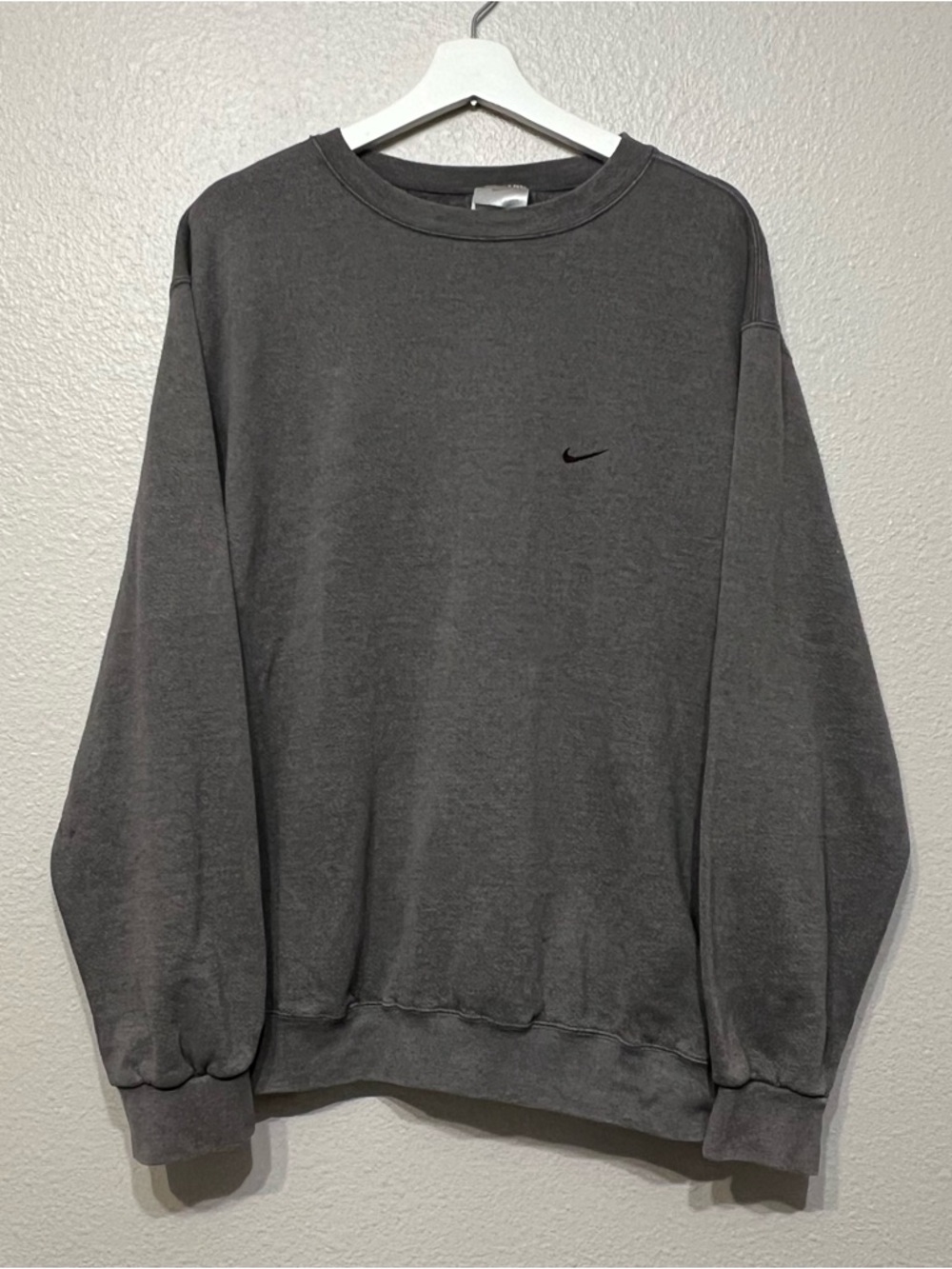 Vintage Nike Embroidered Swoosh Crewneck Sweatshirt Large USA